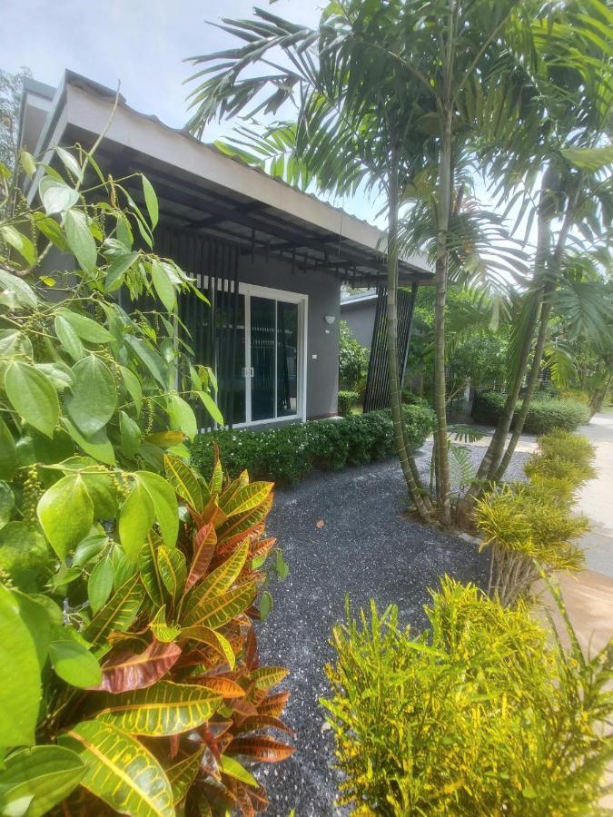 The Herbal Khao Lak Ngoại thất bức ảnh